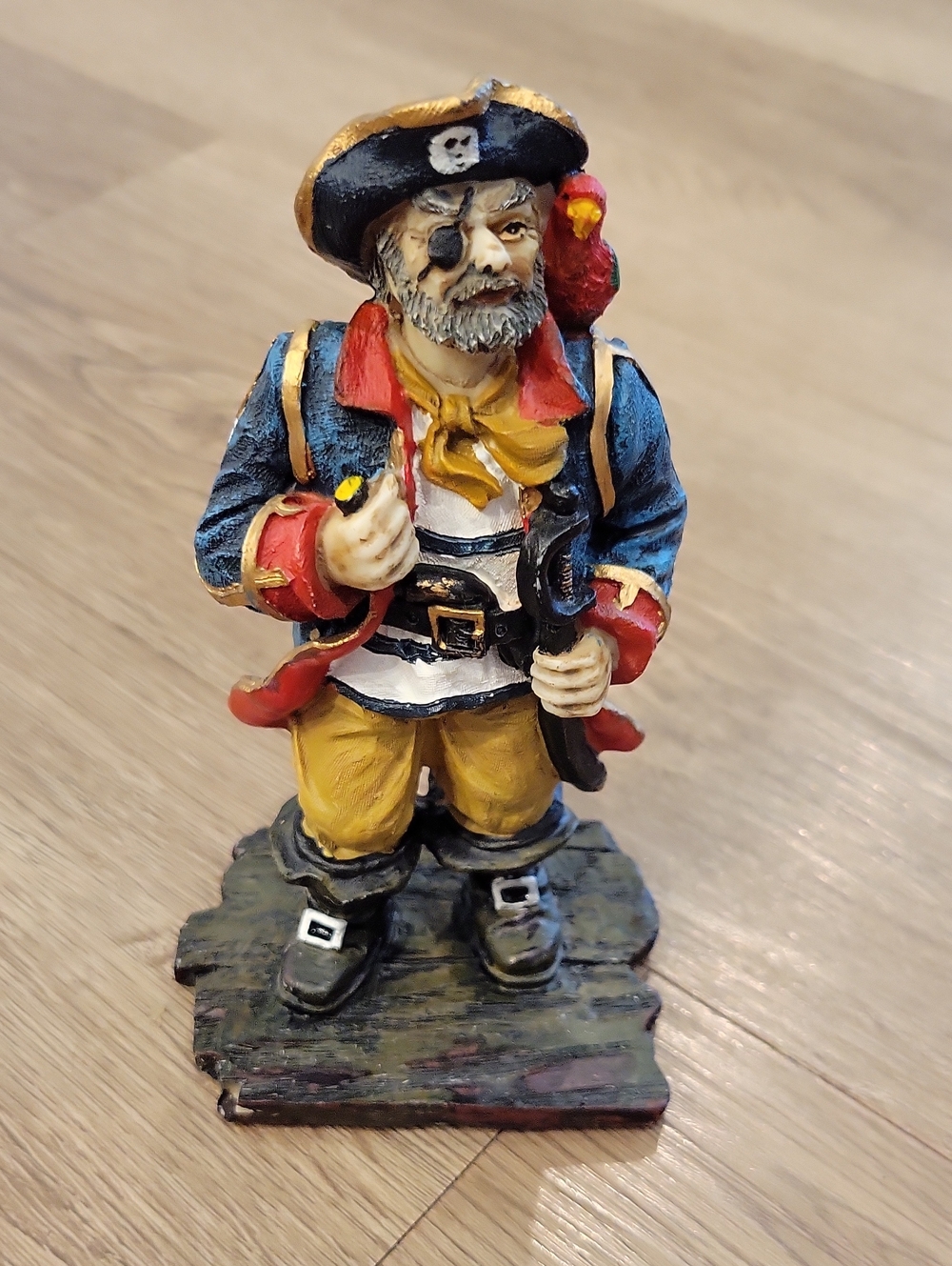 Free Pirate Figurine